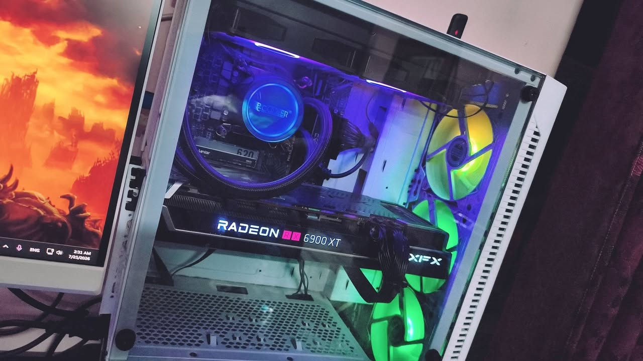 السلام عليكم،

للبيع Gaming PC بحالة ممتازة، الاستخدام نظيف وما يحتاج أي صرف.

المواصفات:

- Intel Core i5-12400F
- AMD Radeon RX 6900 XT 16GB
- RAM 32GB
- SSD NVMe Patriot 2TB
- SSD SATA 1TB
- Power Supply 750W 80+ Gold

💰 السعر:

- الكيسة فقط: 1,300,000 دينار
- مع شاشة 2K: 1,500,000 دينار

📍 الموقع: بغداد - دورة الأثوريين

📞 للتواصل: ***********
واتساب أو اتصال.

