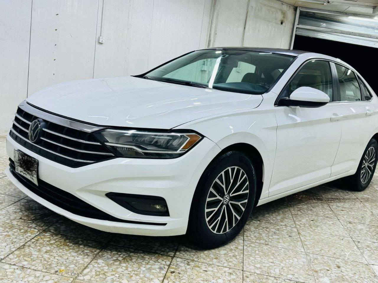 الماني ضمان وامان بسعر النترا
جيتا موديل 2019
فول السياره
‎السياره نظيفه جدا حادثها غرق تقرير تعمل  وتسير نسبة الغرق قليله
بيها طبغ بالعراق الباب الخلف السايق وبارد جداً قليل بالجاملغ الامامي الايمن
رقم بغداد
المواصفات
مكينه 1.4 تيربو 
‎بصمه تشغيل عن بعد
كشنات تدفئه 
رادار بالمري
منضومة زنون بلاديه
ستيرن تدفئه
‎بانوراما 
‎هاند بريك بصمه  
تحكمات ستيرن فول
كشنات جلد
اوتو ستوب 
3 انضمة قياده
ستتم صوت كلش قوي 
السياره مابيها نقص
فقط الكصه مال البانوراما يرادلها تبديل
للاستفسار ***********
