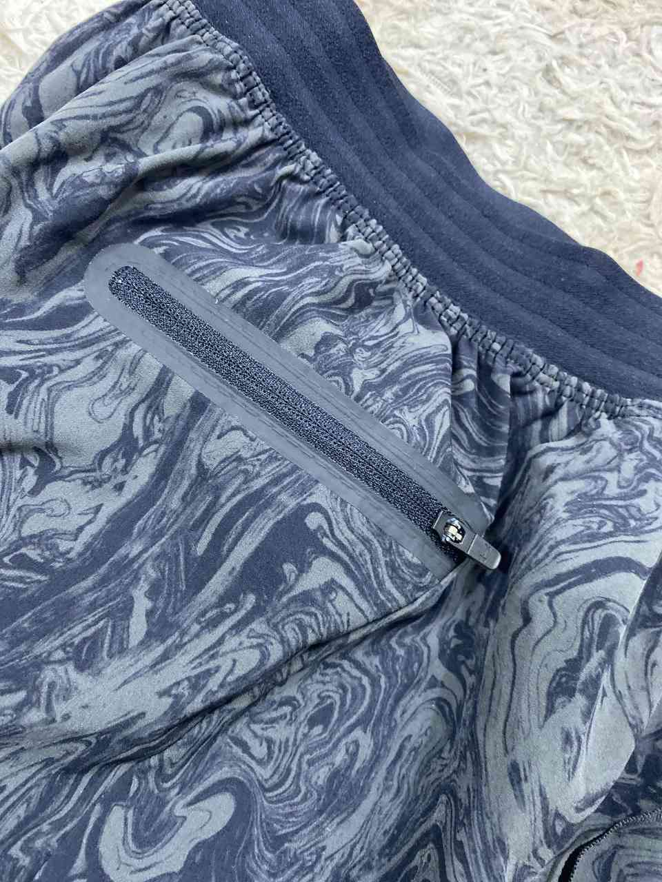 برمودا اندر 
قياس سمول 
سعر 10 ألف 
توصيل لجميع المحافظات 5 الف


**إذا كنت صاحب هذا الإعلان وتريد حذفه لأي سبب، رجاءا أرسل رسالة إلى الدعم الفني**