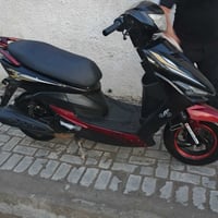 ماكس اف اس للبيع دراجة نضيفة ومكينة ناعمه حلوة مابيها نواقص كفرات نضاف...