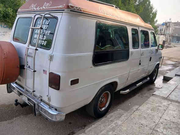 السلام عليكم
شوفر ليت موديل 1988 كير اوتوماتيك محرك مال سلفرادو بيها شلعه وتراي خير من الله السيارة جاهزه من كلشي ومال سفرات و كعدات مال بر وبالعافيه عالياخذها سعرها 52 فقط وسنويتها مشروع وطني ورقمها بغداد ومكانها شارع فلسطين للاتصال  ***********
