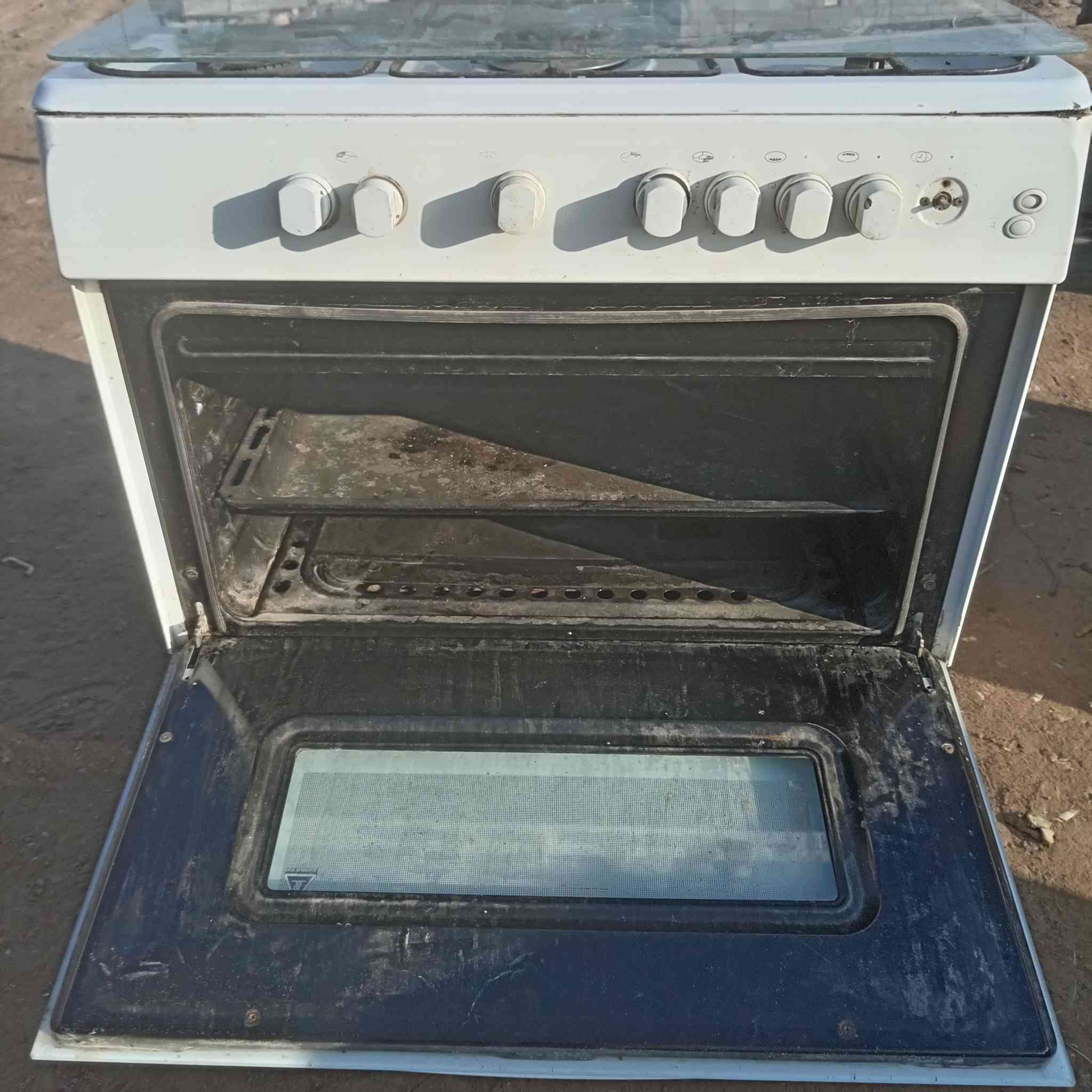 طباخ شغال خمس اعيوني فرن شغال
المكان حصوه حي عداي مقابيل موكب الزهراء
***********
