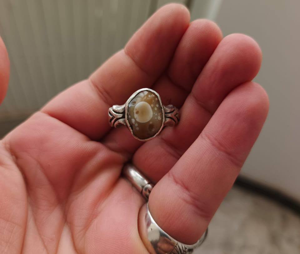 السلام عليكم سليماني تحفه قديمة صياغه يدوي سعر 55 مكان ناصريه توصيل موجود ***********
