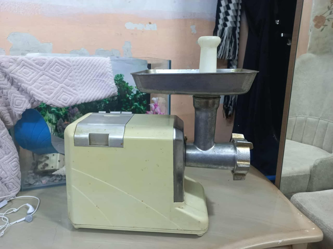 غراض للبيع كلمن وسعرو مجمده نضيفه مع قاعده 200 اوفن 25 بازكل احمر 35


**إذا كنت صاحب هذا الإعلان وتريد حذفه لأي سبب، رجاءا أرسل رسالة إلى الدعم الفني**