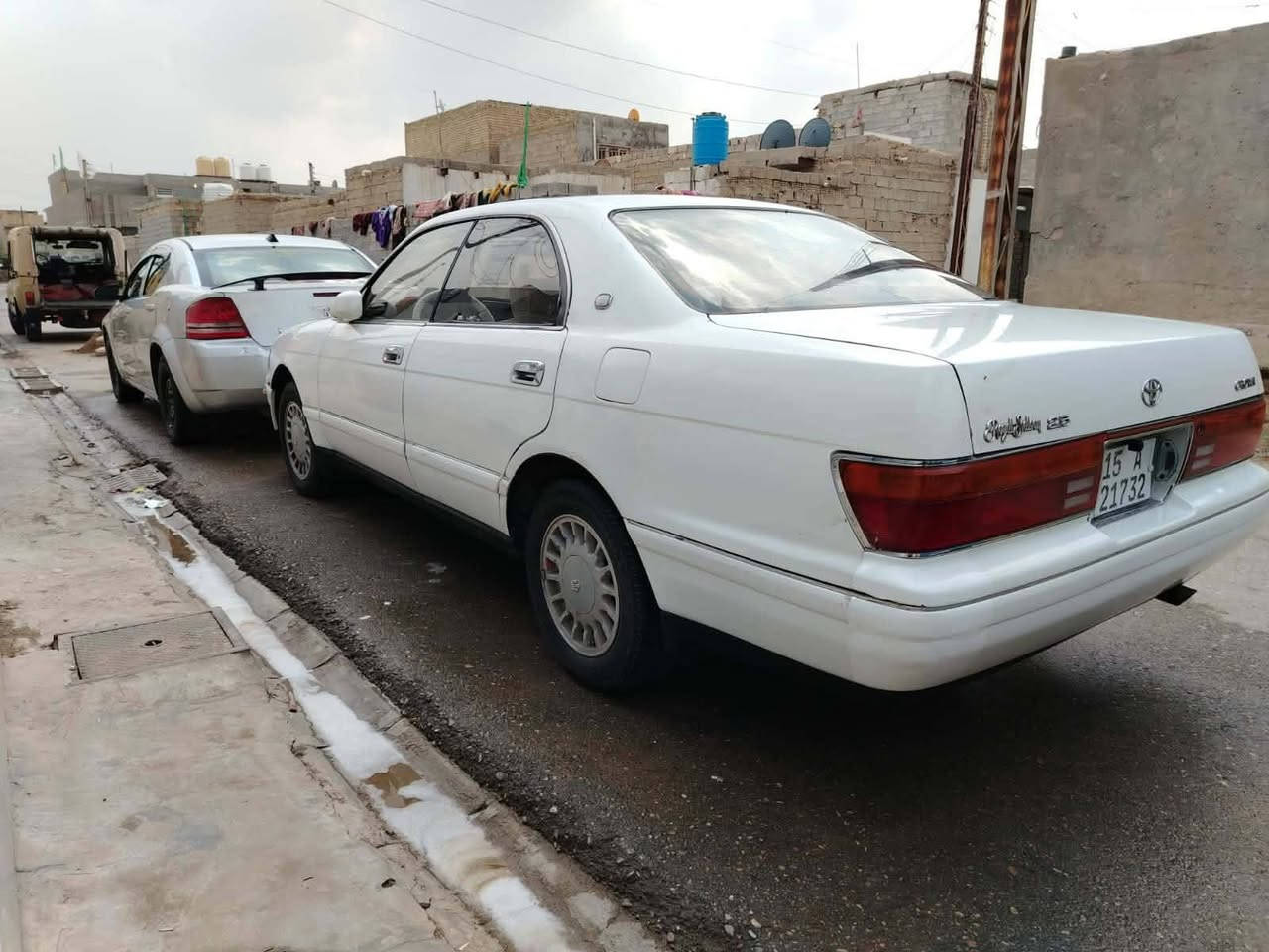 السلام عليكم
بطه فصل ٩٥ باسمي انبار مكفوله من كلشي 
مراوس بس براس الثور فلات العنده يتصل ومن الله التوفيق
***********
