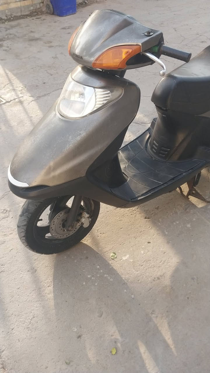 سلام عليكم دراجه سبيسي ياباني للبيع سعر ٤٠٠ وبيه مجال مكان كوت عزه جديده  ***********
