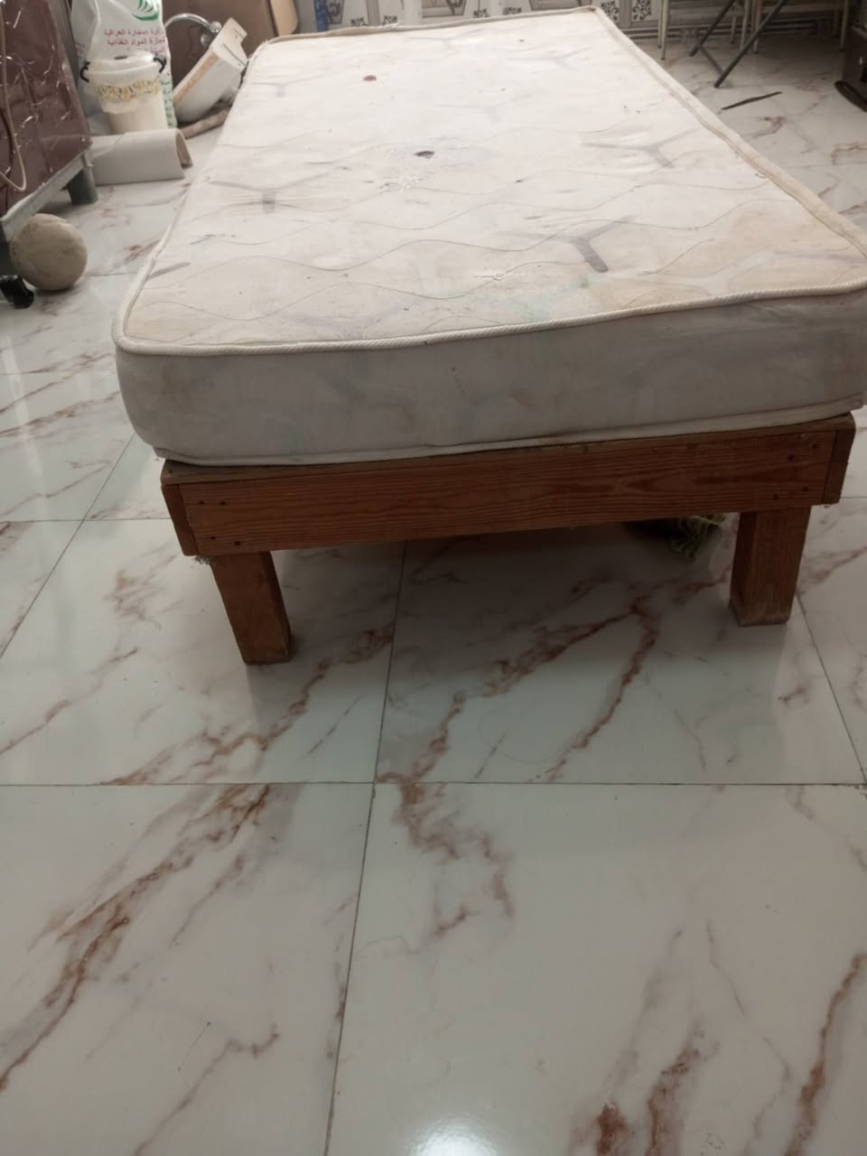 الغسالة جديدة ١٠٠
الطبلة وكرسي وطبلة ثانية كلهن ٢٥
الماطور ويا فصله ٢٥
السرير ويا دوشك ٤٠
العنوان الناصرية التضحية


**إذا كنت صاحب هذا الإعلان وتريد حذفه لأي سبب، رجاءا أرسل رسالة إلى الدعم الفني**