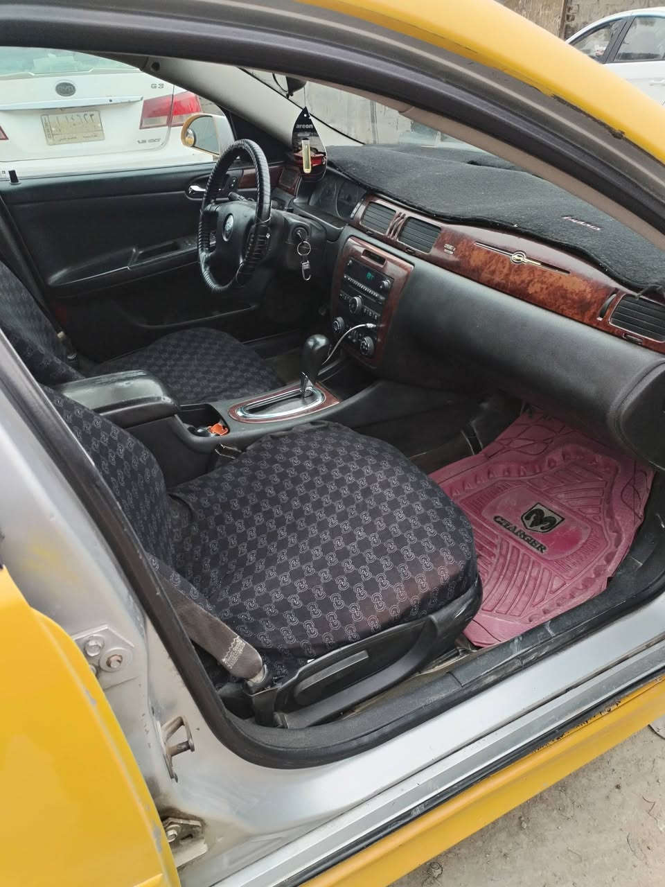 امباله مديل 9 سياره جاهزه السعر ٦٠ وبيهه مجال قليل ***********
