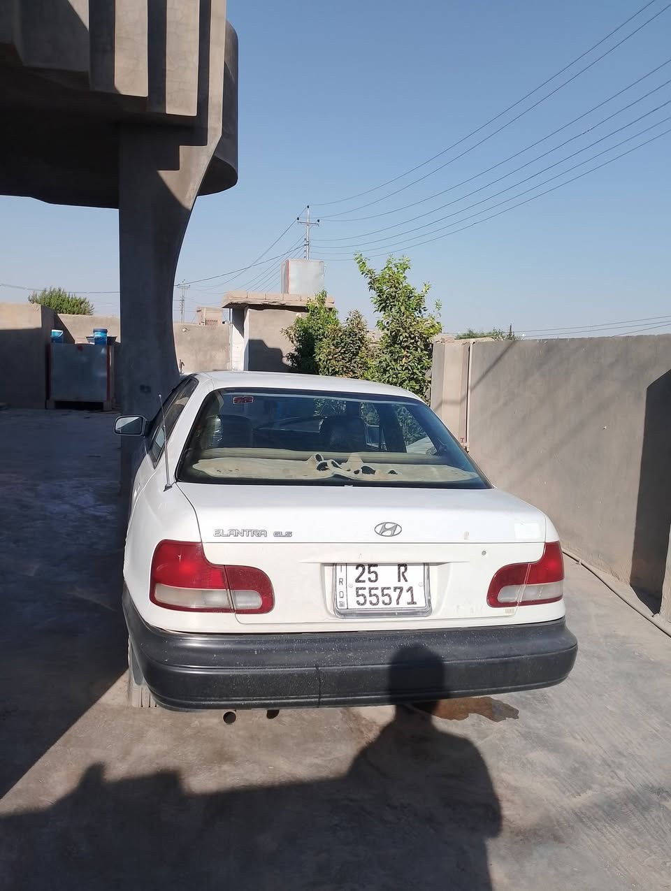 الانترا 1994 سياره جاهزه من كلشي
كير محرك مكفول

رقمها كركوك 

تبريد ناقصه بس قايش 

مكفوله من ضربه لا صبغ ولا معجون 

السعر 45 وبيها مجال حك جيتك 
 
تحويل ثاني يوم
***********
