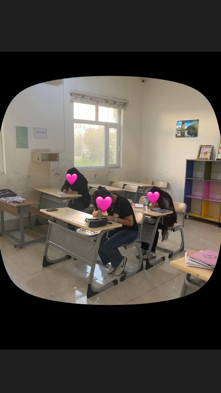 بسم الله الرحمن الرحيم 

جانب من الإمتحانات اليومية لطلابنا الاعزاء 🩷🩷🩷🩷🎀

للتسجيل على الوجبة الجديدة مراسلة الخاص او على واتساب للرقم 
***********
