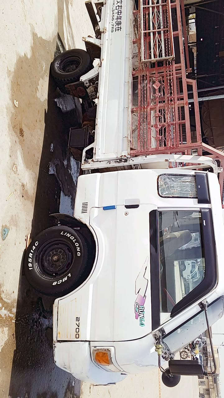 كيه حمل موديل 1995مصبوغه عام محرك كير اكسل كله جديد جاهزة الشغل رقم بغداد سعر 57وبيه مجال مكاني بابل غير متواجد ع فيس //***********
