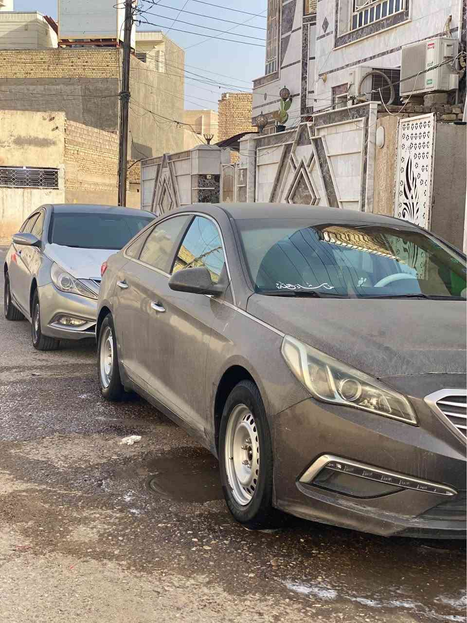 2016  امريكي حادثها  خشم الجاملغ فقط و شخط بالبنيد واضح 
بالعراق بيها بارد باب الصدر و صبغ شبر بالجاملغ الخلفي 
صبغ ميتاليك  معرف لا يجرد و لا يكشر 

ليبل واحد بدون فتح بدون تبديل  
كير و مكينه كفاله محرك 2400 GDI

السعر 125  $  و بيها مجال عمارة, ميسان


**إذا كنت صاحب هذا الإعلان وتريد حذفه لأي سبب، رجاءا أرسل رسالة إلى الدعم الفني**