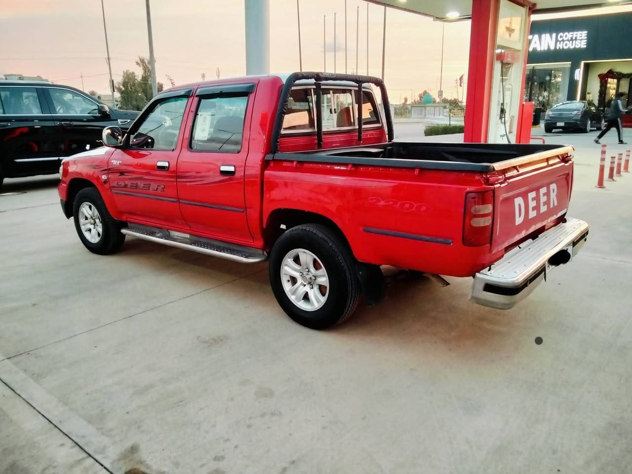 بسم الله الرحمان الرحيم سيارا بيكاب سوبر دير موديل 2012 قطع واحد صبغ بدون دواخل كير محرك صدر تايرات كهربائية تبريد مركزي شرط فحص. سنوي 2029 رقم دولي بي كوبون بنزين عنوان كركوك رحيموا أذه شراي خابر تدلل. ***********.  ***********.  رقم سليماني
