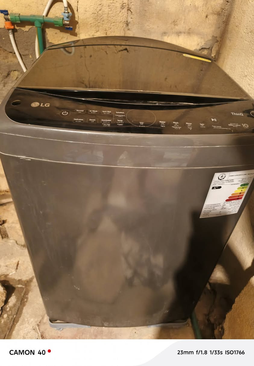 غساله  ال جي اصليه من وكاله خوشناو مع كارد الضمان والليبل الخلفي للتأكد منها حجم 20 كغم
استخدام بسيط 
السعر خاص وهذا رقمي واتساب 
***********
