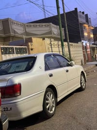 كراون ملكه • ابيض صدفي • تسجيل ز بغداد