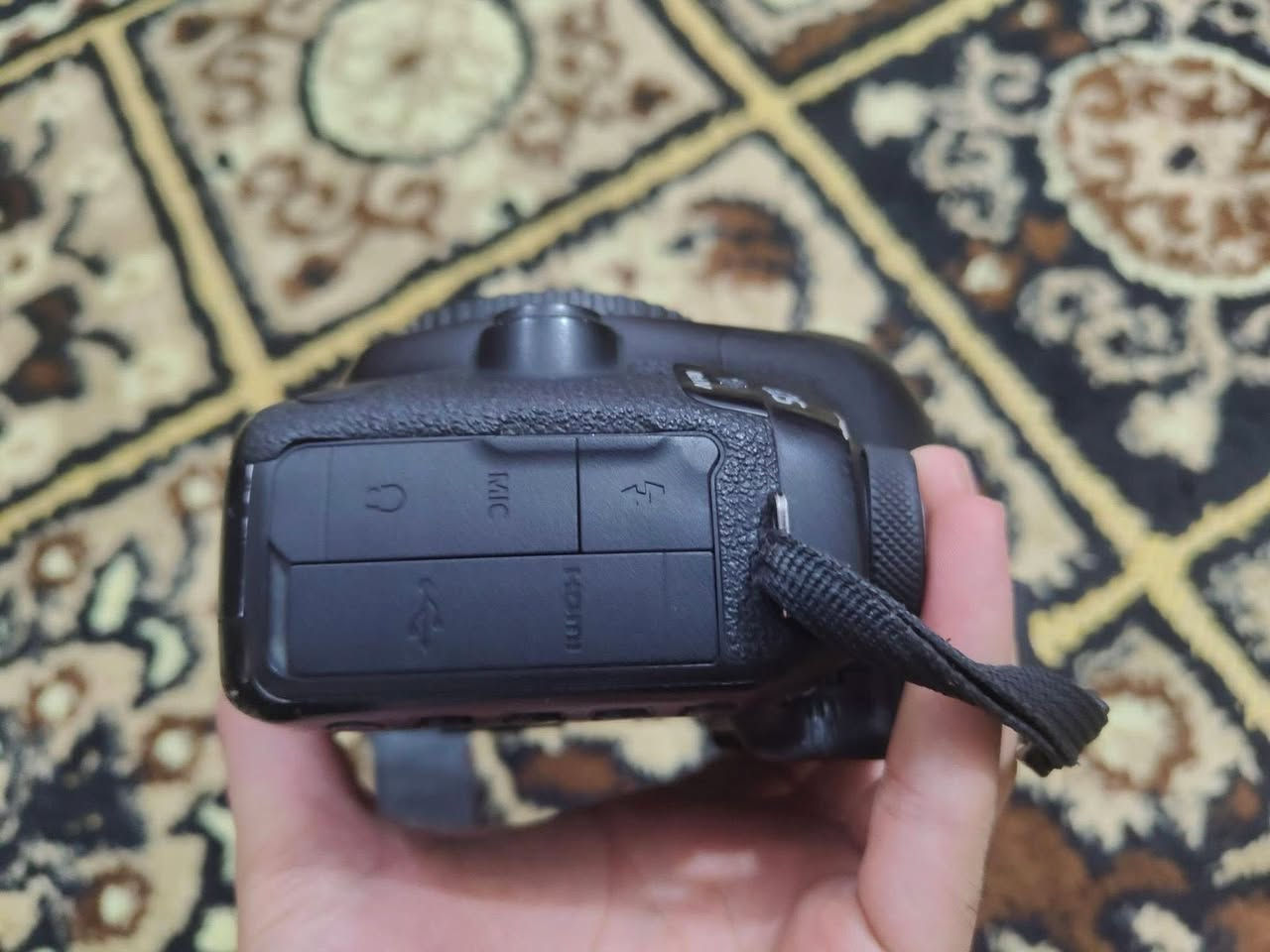 السلام عليكم
مارك فور نضافه. 100\90
شاحنه 
بطاريه 
السعر مليون و250وبيه مجال للشرايً 
المكان بابل القاسم 
الاتواصل 
رقم***********او مراسلة الصفحه
