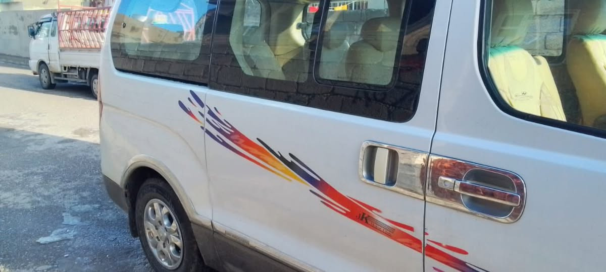 السلام وعليكم استاركس للبيع موديل 2009 محرك وكير شرط بيها ملاحظات صبغ السعر 135 وبيها مجال ***********
