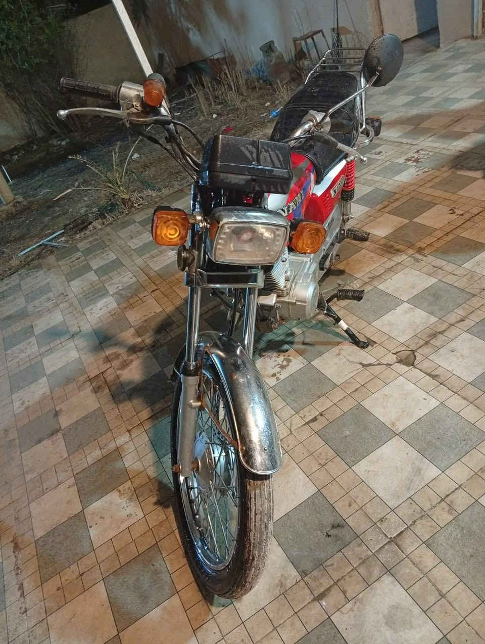 متاح دراجه 4كير

موديل 23 اصولي

دراجه حلوه بلاديه ما معمر بيه برغي
كامله
مكينه برغي ما مفتوح بيه

مكاني كوت 
الاتصال ***********
السعر 950وبيه مجال قليل
