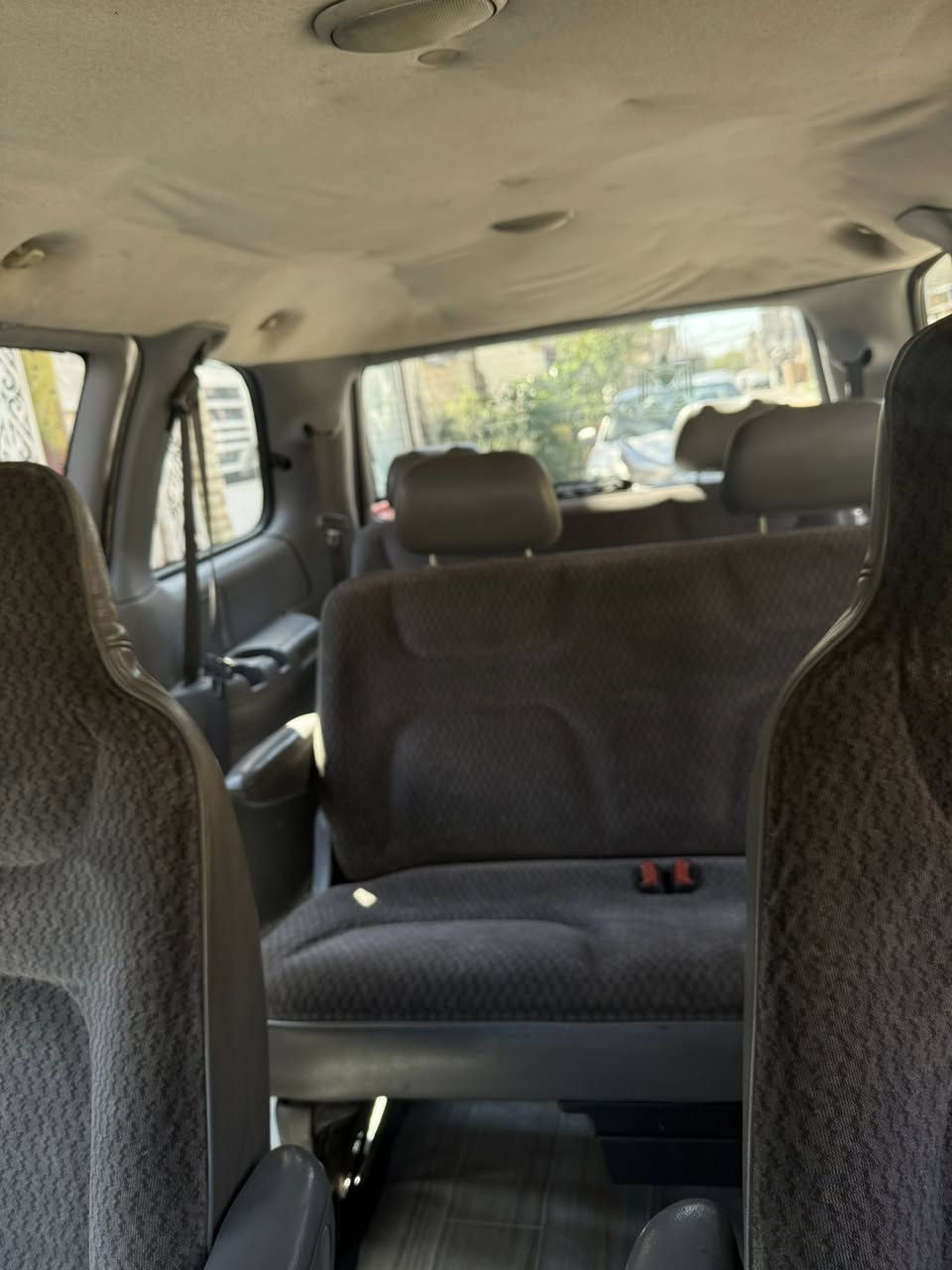 السلام عليكم 
دوج موديل 2000 للبيع السيارة محدثة كير ومكينة 2007 3800
رقم بغداد بأسمي 
السعر 42 
مكان البياع 
***********
