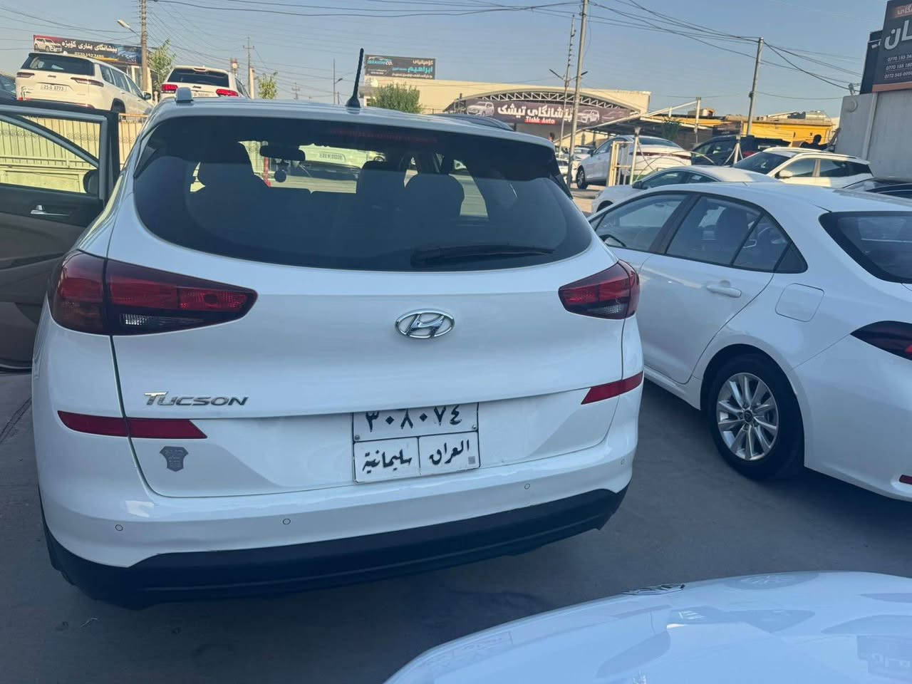هۆندای
تکسۆن
٢٠٢٠
کلم ١٤٢٠٠٠ رۆیشتووە
دەعمی نییە ـ بدون حادث
سبوخی نییە - بدون صبغ
محرک ٢،٤ لیترە
کەمێک لێدراوی هەیە دەرگای پشت سەکن وبەسارد چاکراوەتەوە - بيهه طخة بباب الخلفي للسكن ومرجعة عالبارد
نرخ (سعر) ١٨٥ گەڵا 

+964 770 142 0909 السليمانية, العراق


**إذا كنت صاحب هذا الإعلان وتريد حذفه لأي سبب، رجاءا أرسل رسالة إلى الدعم الفني**