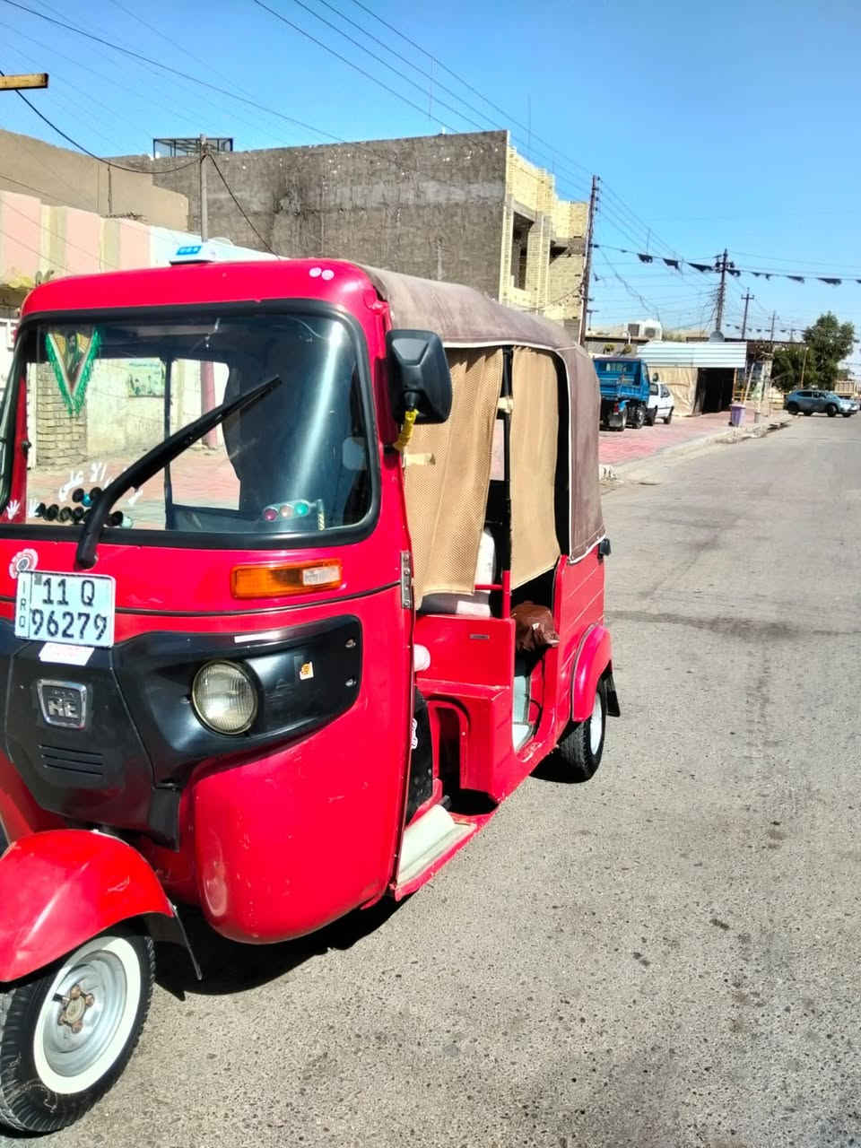 سلام عليكم تكتك حلوه  كفاله عامه دوس يردلهن تعمير تكتك قطرت صبغ مابيه مكان بغداد جسر ديالى القديم تكتك مكينه خير من لله سعر 5500 وبيه مجال قليل 
1-تخم تايرات
٢ كلجات جديد 
٣ضفيره اماميه خلفيه جديد
٤اكسن جديد
رقم الهاتف (‭٠٧٧٣ ٤٩٦ ٣٣٤٧‬)
