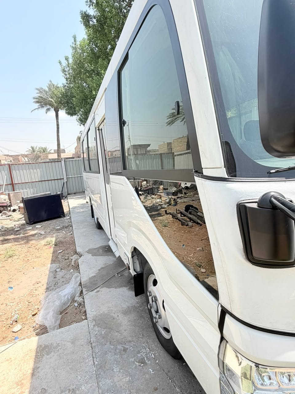 سلام عليكم كوستر البيع موديل 22 واتو ماتيك رقم أربيل ماشه 47 الف  الستفسار ***********
