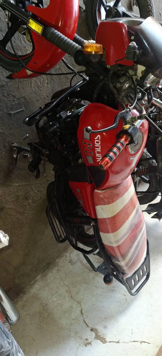 السلام عليكم دراجه دايون موديل 23 رقمه سنويه السعر خاص العنوان بابل  القضاء القاسم0781 920 7100
اخوان غير متواجد على الفيس راسلوني على الواتساب
