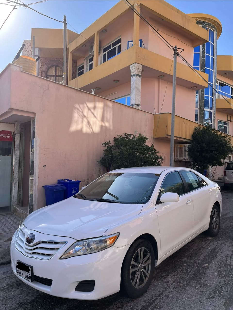 سياره كامري2010بئ سبغ شه رت ساره يا جديده هه يكه لئ وئ يئ جديده خو ربعا مه سره في سارئ دا نينه تخما سنگو بشتا ژي جديده هه ر چار تايره جديدن گئرمه كينه ژي شه رت جديدن غورامه ژي 600دولار يئل سه ر ره قه م دهوك به س ره قه م يئ كه فنه تحويل شه رت سعر سارئ118وه رقه و مه جال هه كه مشته ري بي وه ره خاص يان ته له فونئ بكه *********** دهوك, العراق
