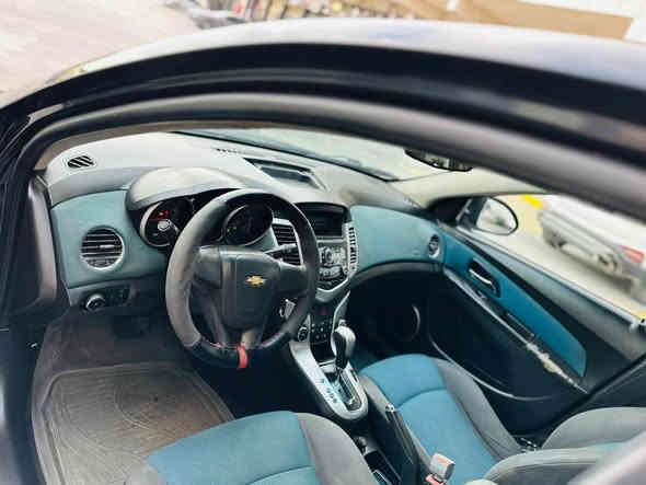 يالله
 سلام عليكم 
بيع او مراوس حسب القناعه 
شوفر كروز  2012 سياره جاهزه من كلشي محرك كير  صدر امامي خليفي  شرط 
تبريد ثلج تدفئه تخم تاير جديد 
 رقم اربيل دولي تحويل او وكاله حاضر 
بيها طخه بسيطه بالبنيد مصبوغ ربع الامامي وجاملغ
مكانها بغداد العامريه 
السعر 80 
تواصل *********** بغداد
