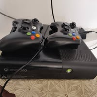اكس بوكس ٣٦٠ E • يدتين • كامل الملحقات
