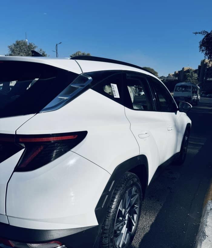 سلام عليكم توسان 2024 خليجي كفالة عامة 
محرك 2000 
رقم سليمانية الجديد 
فوول مواصفات عده الفتحه 
داخل ابيض 
عينه ايباد ديجتال
تبريد قطعتين 
كشنات امامية كهرباء 
حساس امامي خلفي 
مري شفط
تشغيل عن بعد 
سايد بريك دكمة 
اوتو هولد 
كامره دواره 
السعر 210 
استفسار ***********
مكاني البصرة
