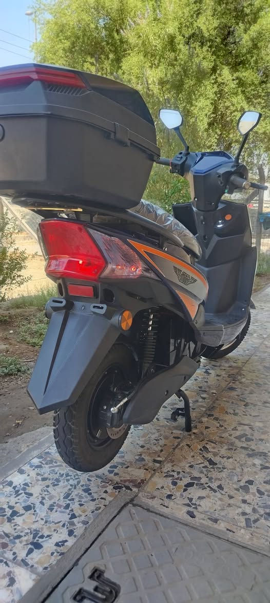 السلام عليكم دراجه شحن سكنس قرش Mtr جديده ماشيه قليل جدا
بطارياتها كبار كرافين عدد 6.
ملف 1500 واط.
السعر ٧٥٠ الف.
مكاني بغداد جادريه.
***********
