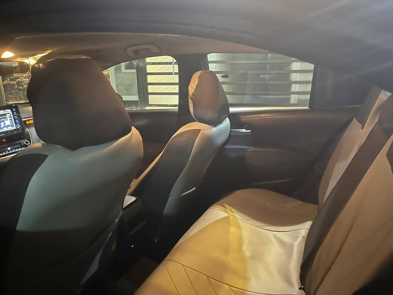 السلام عليكم كورلا موديل ٢٠ وارد امريكي حادث سرقة دعامية و الايتات بدون ايرباك  بدون صبغ سيارة مواصفات LE نص فول رقم بغداد بسمي  عنوان بغداد اليباع سعر ١٣٨ وبيها مجال رقم *********** ابو علي
