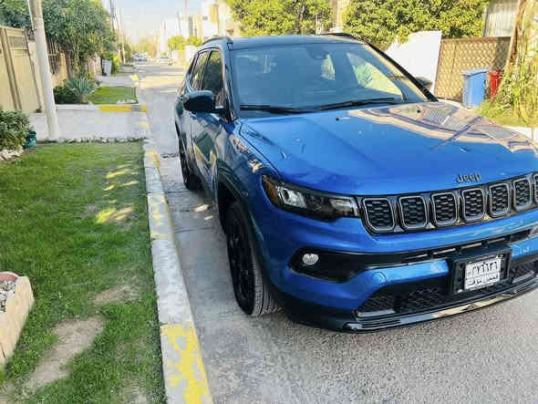 يا الله 
السلام عليكم 
JEEP COMPASS
‎جيب كومباس  موديل 
2024شكل الجديد ،ماشيه 700 زيرو
دخول جديد بدون رقم 
سياره بأسمي
حادث بابتين امبدلات نفس اللون 
بجم كبس ايرباك بس بردة
صور الحادث موجوده بالمنشور
مكفوله من الشاصي واللغد 
دبل بصمه 
فور ويل 
OFF ROAD PAGES 
‎، شاشة كبيرة
‎كاميرا  360 ، 
كشنات جلد 
كشنات كهرباء
سماعات الباين Alpine
لايتات زينون ليد بك لايت ليد 
شحن واير ليس
‎، تحكمات ستيرن جهتين 
، سايد بريك بصمة 
‎، 
تبريد وتدفئة قطعتين امامي وخلفي ,
الجنطه الخلفيه كهرباء
‎تشغيل عن بعد 
، رادارات امامي وجانبي 
مع نقطة عمياء
 حساسات خلفي
 ، مثبت سرعة ذكي تفاعلي 
، نظام تحديد مسار 
، اوتو ستوب توقف تلقائي 
محرك 4 سلندر 2000 تيربو
السعر 162
مكان السيارة بغداد الغزالية 
الشراي يتصل 
***********📞
