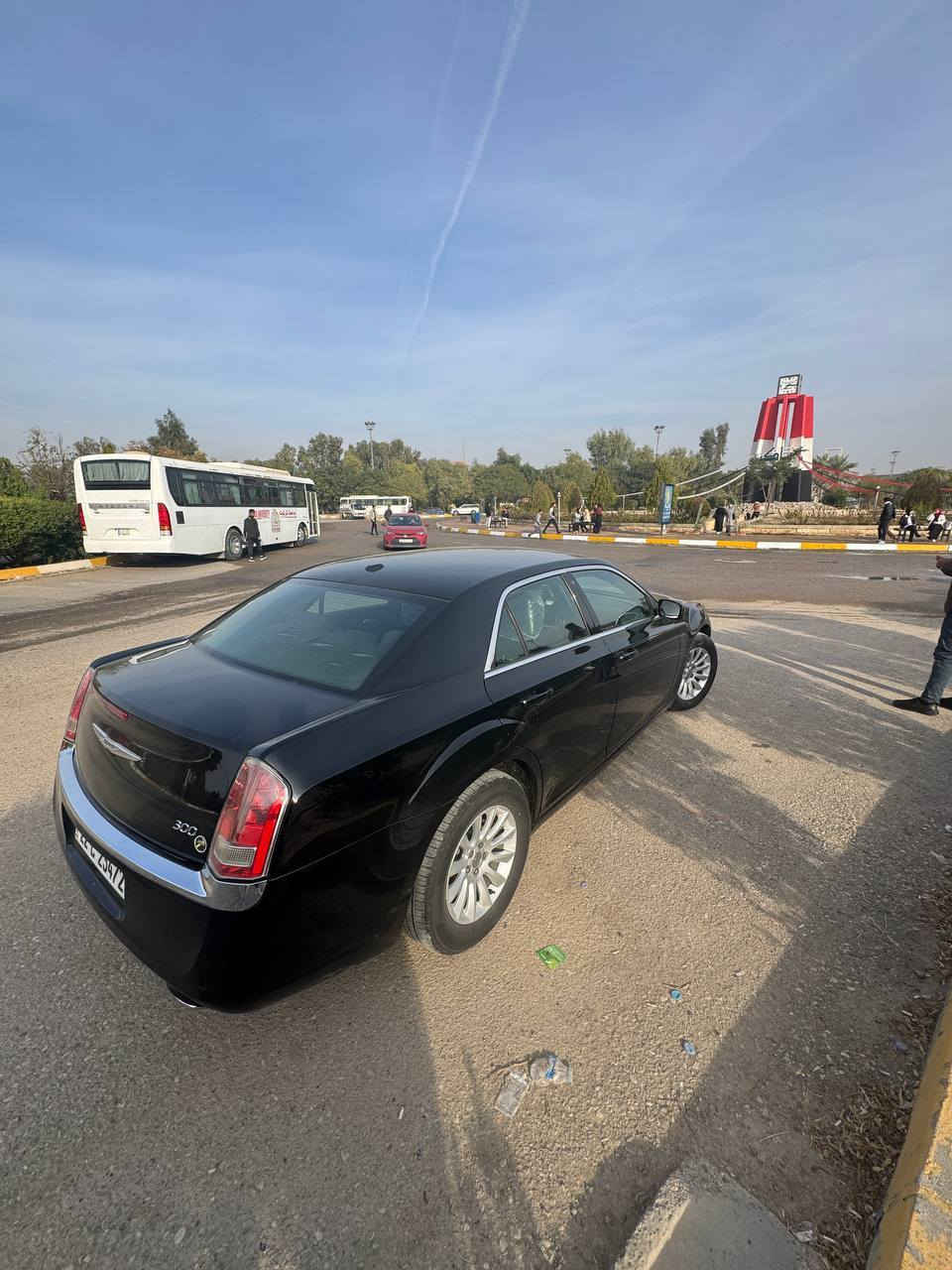 اوباما 2012 كلين بدون ضرر بدون قطره صبغ بيها رصعات بسيطه  على باب السائق  ...موصفات عاديه كير عصا ما مشتغله خط استخدام شخصي ماشية 175 ميل...رقم اربيل سنوية جديده هزه جديده تايرات جدد..دفتر بانزين بيها سعر 180 وبيها مجال بسيط عنوان كركوك *********** كركوك, العراق
