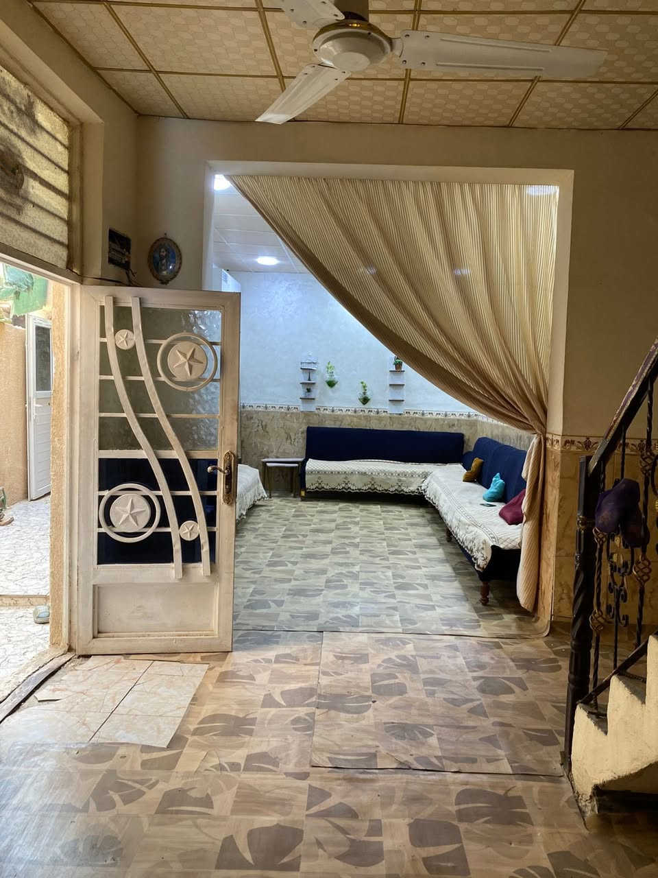 بيت للبيع خلف نوارس كربلاء المساحه١٠٠ مربعه طابقين ٢ غرف وصحيات فوك بيت واسع الاستفسار خاص


**إذا كنت صاحب هذا الإعلان وتريد حذفه لأي سبب، رجاءا أرسل رسالة إلى الدعم الفني**