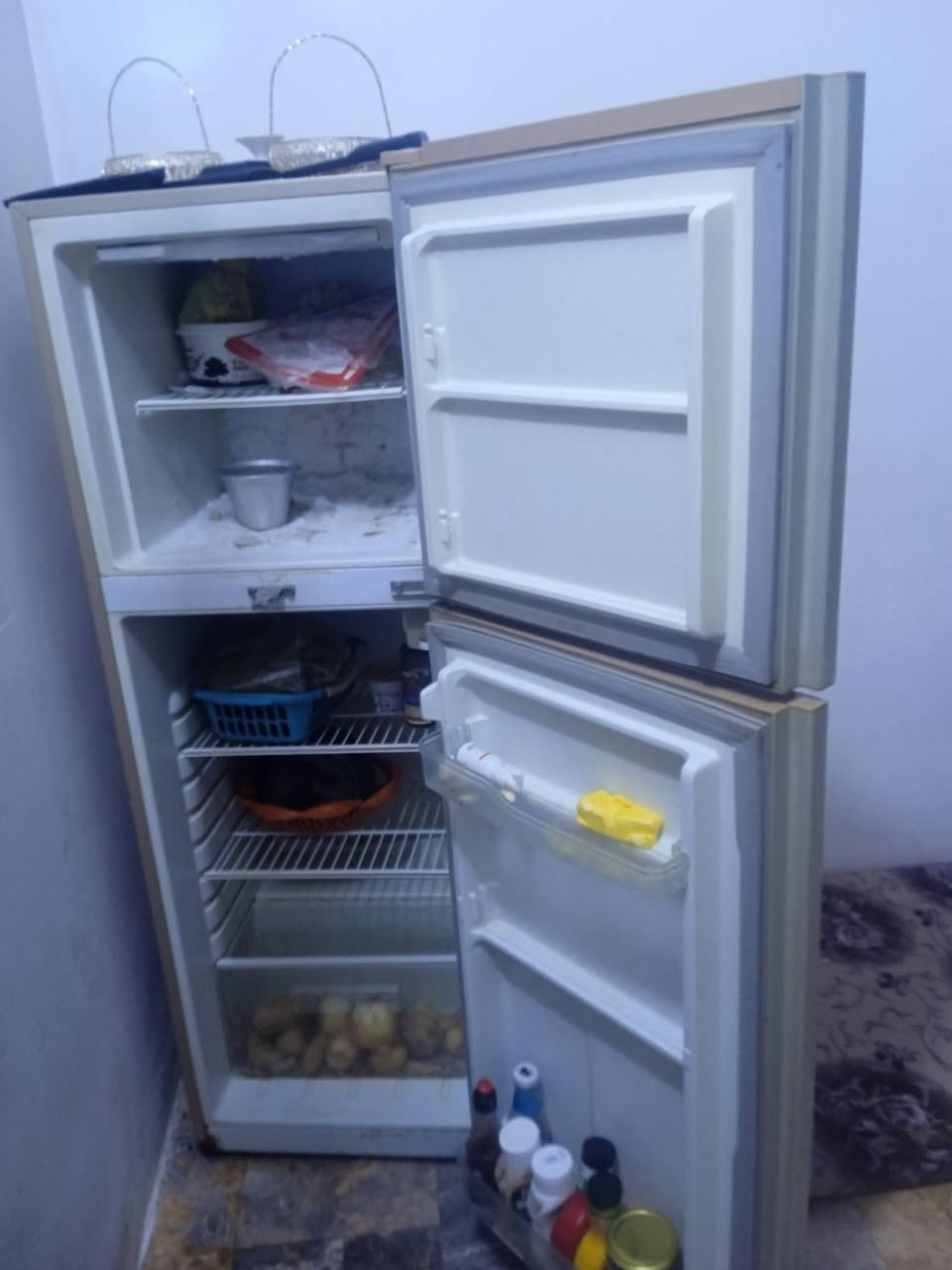 ثلاجه وفرن وبراد للبيع
المكان حي التراث


**إذا كنت صاحب هذا الإعلان وتريد حذفه لأي سبب، رجاءا أرسل رسالة إلى الدعم الفني**
