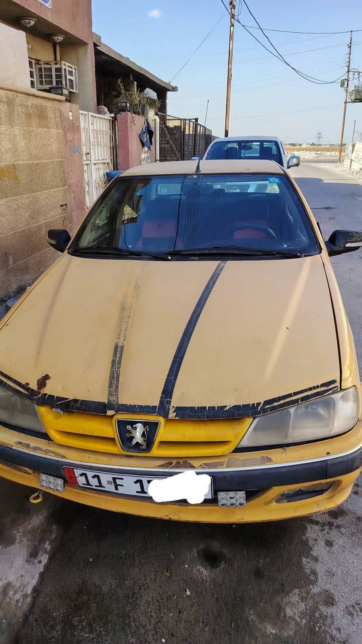 السيارة شغاله
بس اني ابيع كوم حديد رقم جديد مصفره هئية وغرامات 
السعر 25
الرقم ***********
