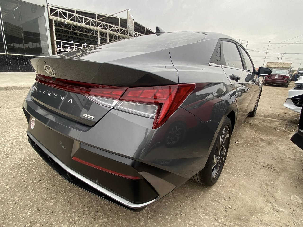 السلام عليكم
النترا اسمنتي  موديل ٢٠٢٥ لمتد هايبرد فول اعلى فئه تترقم جميع المحافضات الرقم مجاني مجاني 

حادثه فقط بارد بدون صبغ بدون تبديل شغل مرتب ماشيه ١٧ السياره جديده 

مواصفات 

بصمه تشغيل وتشغيل عن بعد

فتحه سلايد 

كشنات جلد وكهربائي وتدفئه تبريد 

كشنات ترحيب

داخل اوف وايت

شاشه دجتل كامل 

اشاره بلمري 

لايتات لد وزنون ولد خلفي 

حساسات خلفي 

رادارات امامي وخلفي وجانبي

اوتو هولد

سايد بريد دكمه ويل كب كروم 

السعر ١٧٥ مرقم كامل بيه مجال مكاني بلحله 

***********
