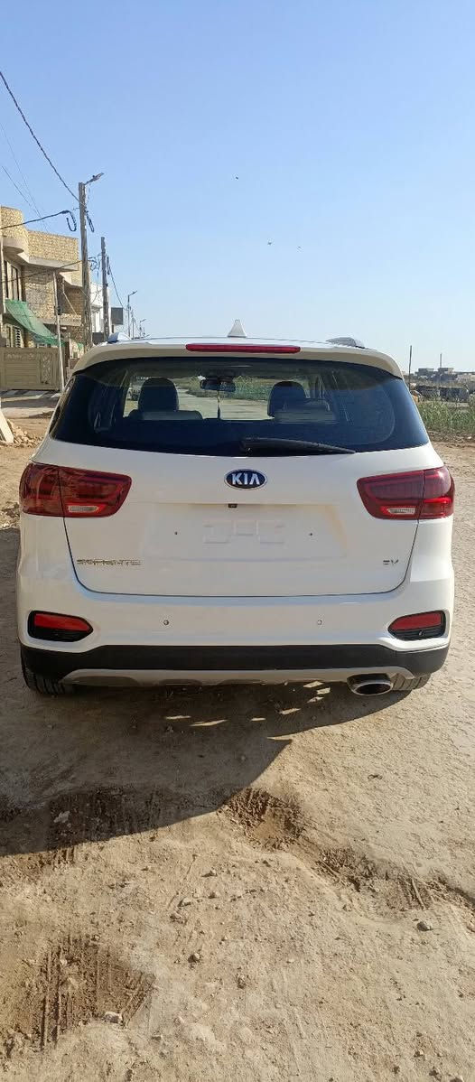 السلام عليكم للبيع سورنتو موديل 2020 خليجي 
السياره 7راكب مع كشنات جلد مكينه 6V
رقم القادسية السياره بسمي تحويل ثاني يوم
السعر 245 وبيه مجال الشراي يتصل بيه خير ويدلل
المكان الديوانيه للستفسار اتصل رقم الهاتف 
***********
