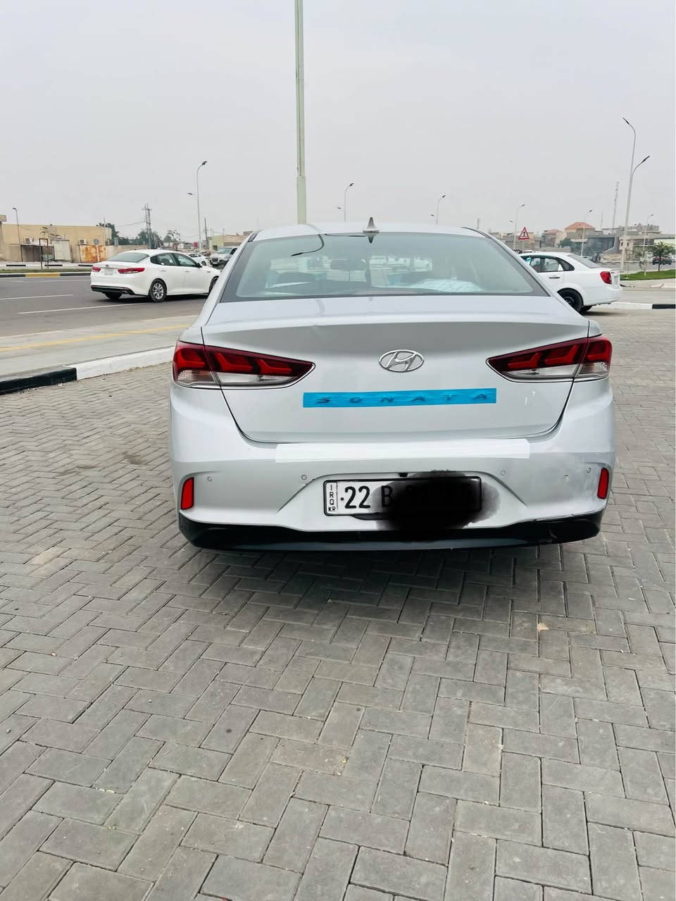 سلام عليكم سوناته وارد كوري موديل 2022 رقم ربيل جديد تبريد قطعتين رادار سايدبريك كهرباي مرايات شفط كامره خلفيه حساسات خلفيه بيه هواي موصفات سياره جديده ماشيه 700 الف كفاله ضربه وتبديل الوارد كوري معروف بيه صبغ ماينكفل  مكينه الفين دوش سياره بانزين خط واحد مكاني بصره سعر 170 ونتصل وتدلل*********** البصرة, العراق
