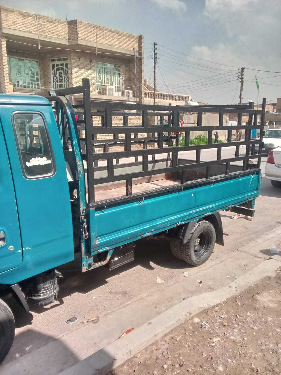 السلام عليكم كيا فونتيرا موديل 98بغداد رقم نگليزي كامله كهربائيات كلهه شغاله غرفه حلوه وشاشة مو مسجل گير ومحرك وكسل سنويه 31 شاصي ولوحه خير من الله تخم تاير للبيع مكانهه بغداد حي النصر السعر 55 وببه مجال للاستفسار الاتصال على الرقم ***********
