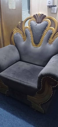 كنب • جديد • قابل تفاوض