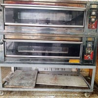 فرن خانتين منفصل مع القاعده حجم ٧٠×١٣٠ الاعظميه ٠٧٧٢٢٣١٦٢٢٣ مليون و١٠٠...