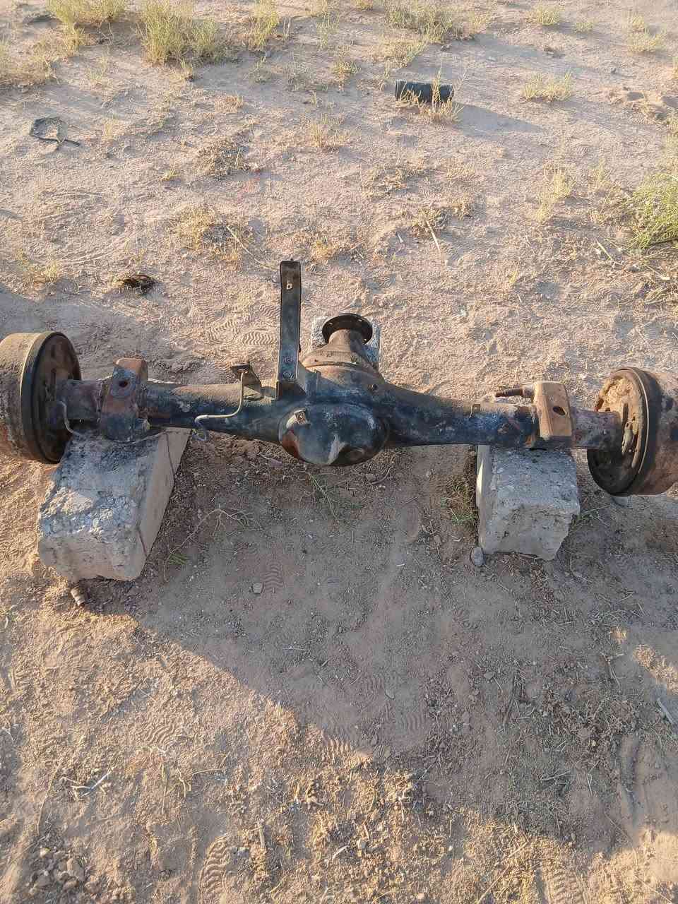 سلام عليكم 
كسن كياحمل بنكو 96لبيع
يم صيطره لكفل
لاستفسار رقم
***********
