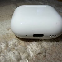AirPods الجيل الرابع • عزل ضوضاء • مفتوحة من الكارتون