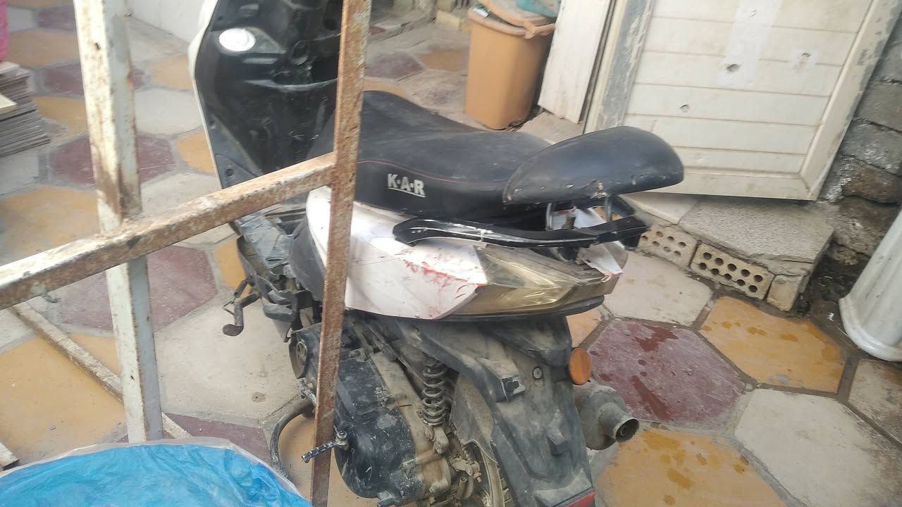 البيع شغاله بس عوزه هندر خربان ب١٢٥الف عنوان مدينه الصدر الناصريه قرب مضخه مياه ***********
