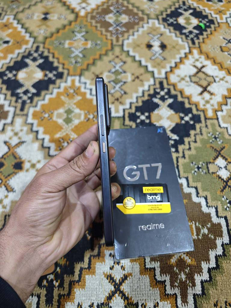 جهاز ريلمي جيتي7ذاكره 512عشوائيه 24 بطاريه 7000الاف شاحن 120 واط يشغل اعله فريمات بل العاب شاشه سوبر امولد بتحديث 120هرتز صوت ستريو مجسم معالج ميديا تك دايمنستي 9400e جهاز موصفاته كلش قويه لجهاز جديد مستخدم كلش قليل مع كامل ملحقاته لاصليه بيع او مراوس حسب الرغبة عنوان بصره معقل *********** البصرة, العراق
