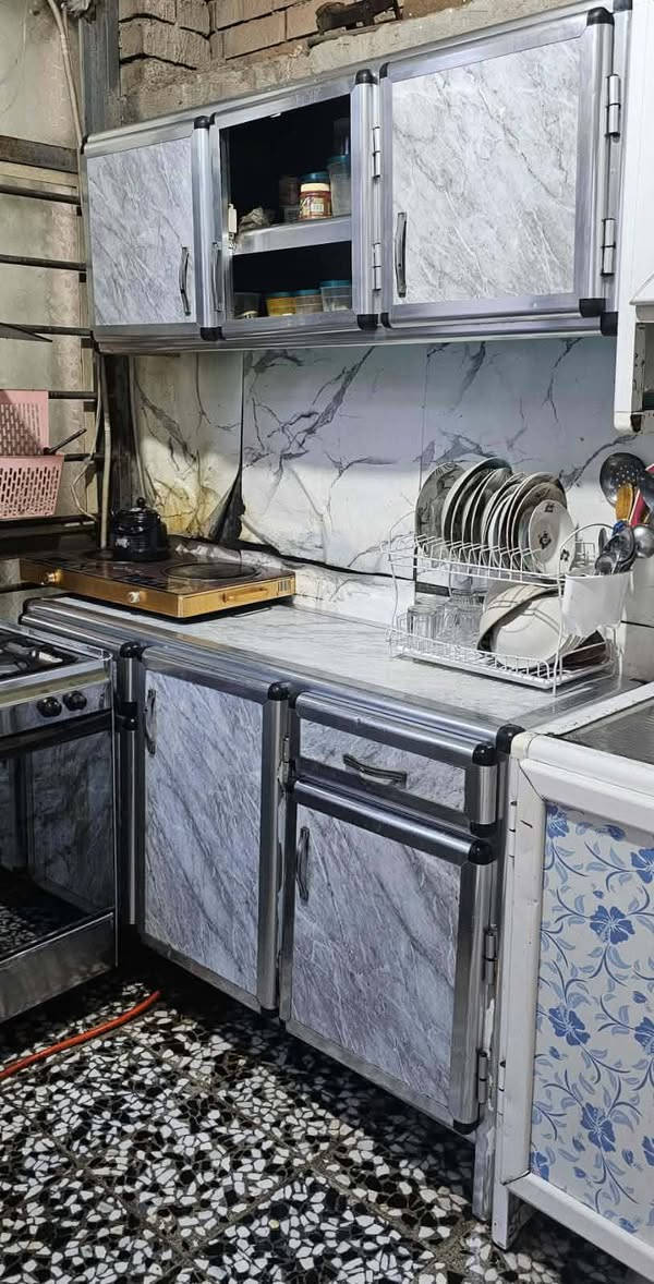 للبيع كاونتر متر ونص مع سنك وملحقه الطول 80 نظيفات 
(العنوان بغداد العبيدي الرئاسه شارع عشرين قرب افران الزيتون)


**إذا كنت صاحب هذا الإعلان وتريد حذفه لأي سبب، رجاءا أرسل رسالة إلى الدعم الفني**