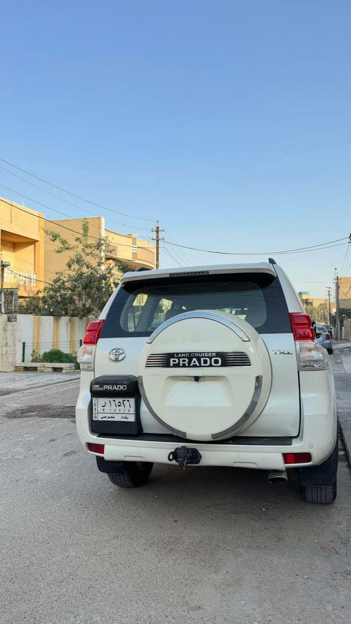 سلام عليكم 
للبيع برادو 2012 رقم بغداد مكينه 4 سلندر سبير تعليك 
سياره نضيفه وحلوة بيها طخه باب السبير الخلفي صبغ و قطعتين كلير مكان السيارة بغداد المشتل 
السعر 250$ وبيها مجال 

الاستفسار ***********
